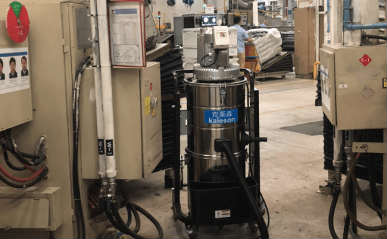 工廠焊接用工業(yè)吸塵器：小工廠緊湊型機(jī)型，僅占地0.3平方